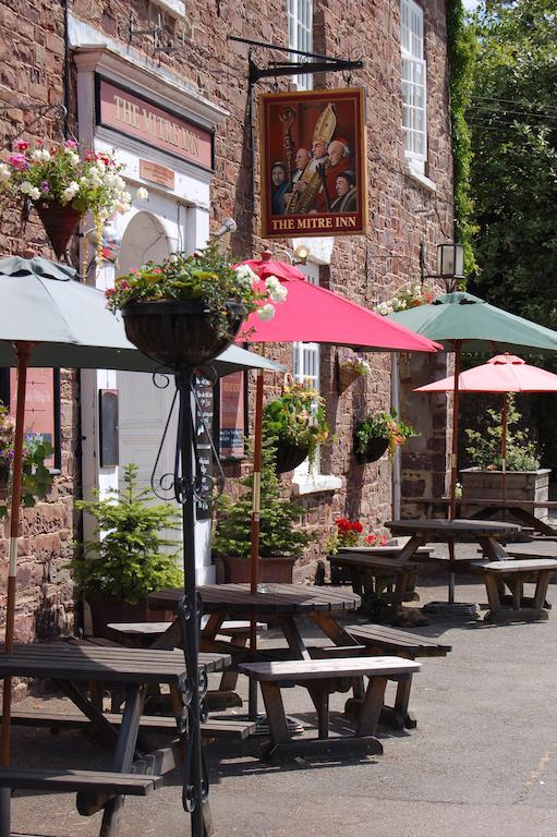 The Mitre Inn Witheridge 외부 사진
